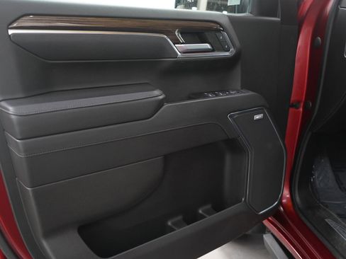 Used 2023 Chevrolet Silverado 1500 RST w/ Convenience Package II image 25