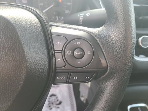 Used 2024 Toyota Corolla LE image 21
