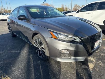 Used 2020 Nissan Altima 2.5 SR w/ Premium Package