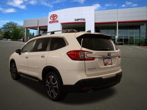 Used 2025 Subaru Ascent Touring w/ Popular Package #2 AWD/4WD image 5