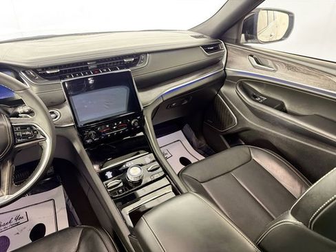 Used 2024 Jeep Grand Cherokee L Overland w/ Trailer Tow Package image 25