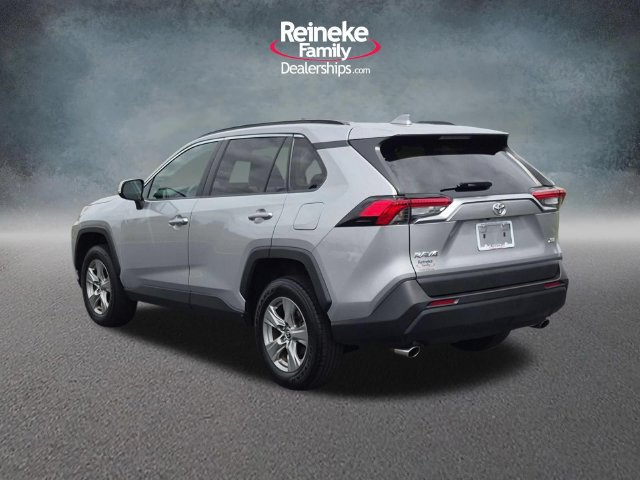 Used 2024 Toyota RAV4 XLE FWD image 8
