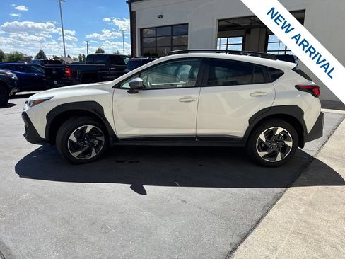Used 2024 Subaru Crosstrek 2.5i Limited w/ Crosstrek Mirror Package AWD/4WD image 4