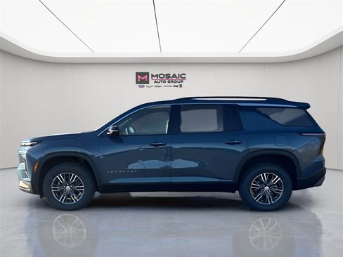 New 2026 Chevrolet Traverse LT w/ Driver Confidence Package image 4