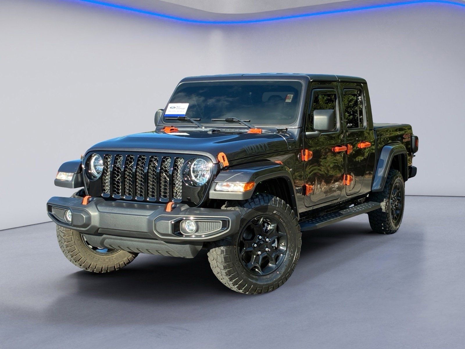Used 2023 Jeep Gladiator Sport AWD/4WD image 2