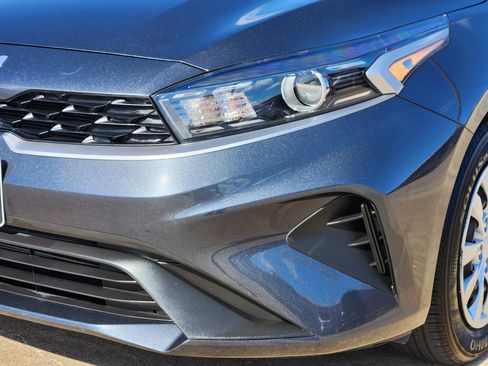 Used 2023 Kia Forte LX image 10