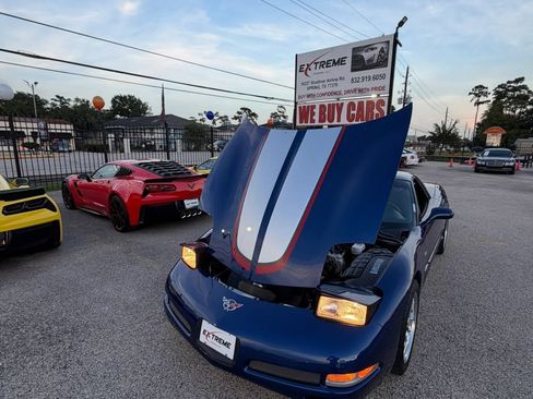 Used 2004 Chevrolet Corvette Z06 w/ Z06 Preferred Equipment Group RWD image 47