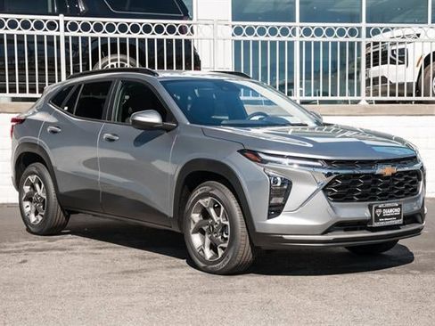 Used 2026 Chevrolet Trax LT w/ Driver Confidence Package image 38