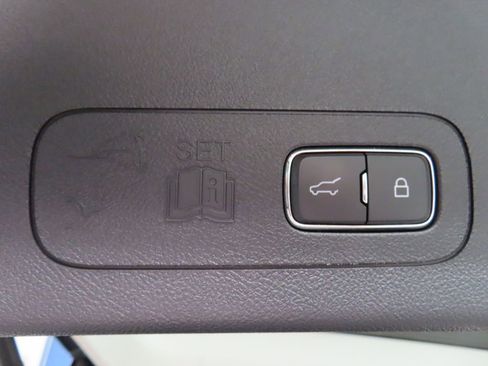 Used 2025 Lincoln Aviator Reserve w/ Jet Appearance Package image 47