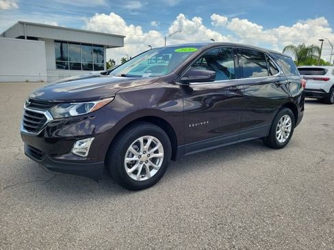 Used 2020 Chevrolet Equinox LT FWD image 2