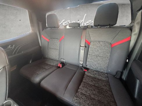 Certified 2024 Chevrolet Colorado Z71 w/ Z71 Convenience Package 2 image 23