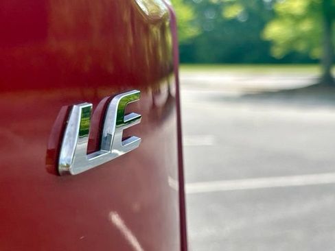 Used 2020 Toyota Corolla LE FWD image 16