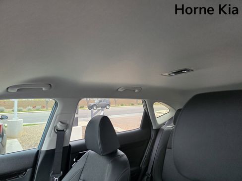 New 2026 Kia Seltos SX image 12