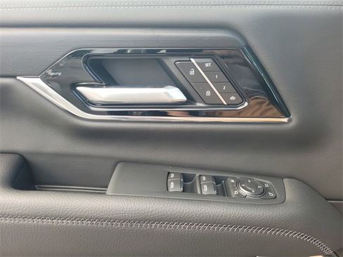 New 2026 GMC Yukon XL Denali image 22