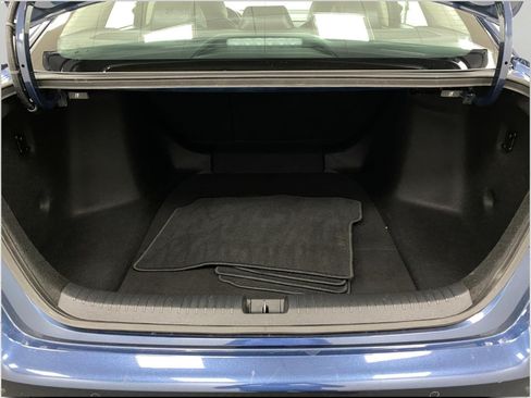 Used 2024 Honda Accord EX-L image 6