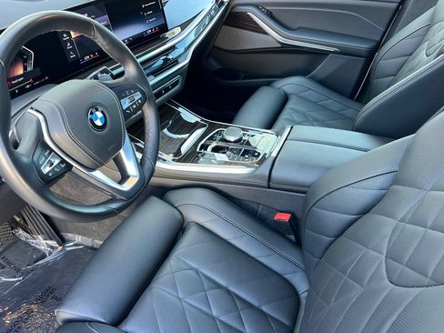 Used 2026 BMW X5 xDrive40i AWD/4WD image 9