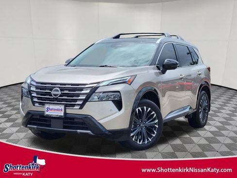 Used 2025 Nissan Rogue Platinum FWD image 1