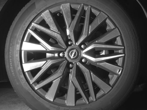 Used 2025 Nissan Altima 2.5 SV image 13