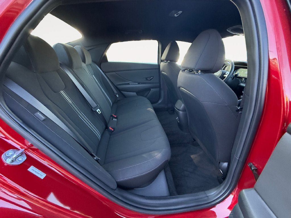 Certified 2025 Hyundai Elantra Sport FWD image 24
