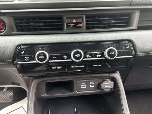Used 2023 Honda Pilot EX-L image 29