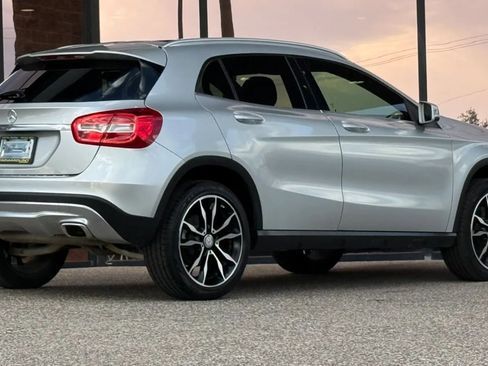 Used 2017 Mercedes-Benz GLA 250 image 12