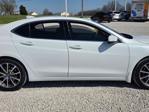 Used 2020 Acura TLX 3.5 Sedan 4D image 2