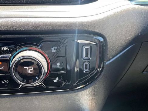 Used 2024 Chevrolet Silverado 3500 High Country w/ High Country Premium Package AWD/4WD image 26