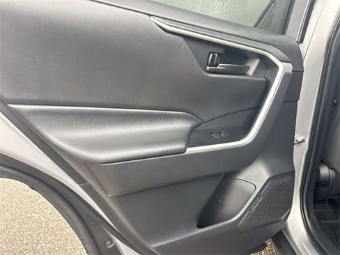 Used 2021 Toyota RAV4 LE w/ Carpet Mat Package (TMS) image 12
