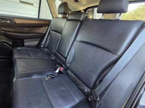 Used 2016 Subaru Outback 2.5i Limited image 20