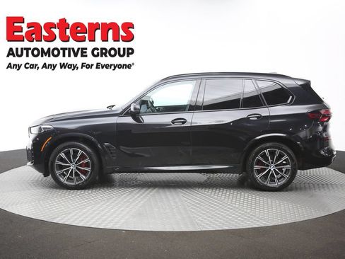 Used 2025 BMW X5 xDrive40i w/ M Sport Package AWD/4WD image 62
