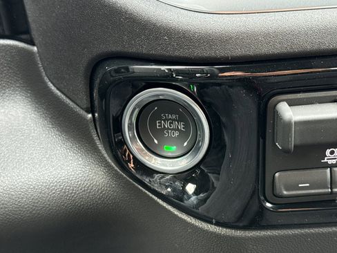 New 2026 GMC Sierra 1500 Elevation image 23