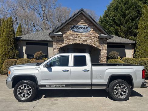 Used 2014 GMC Sierra 1500 SLE w/ SLE Value Package AWD/4WD image 3