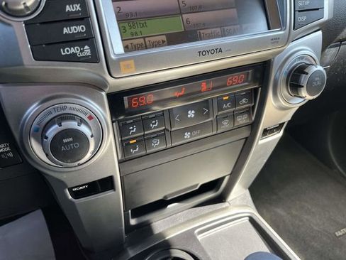 Used 2011 Toyota 4Runner Limited image 26