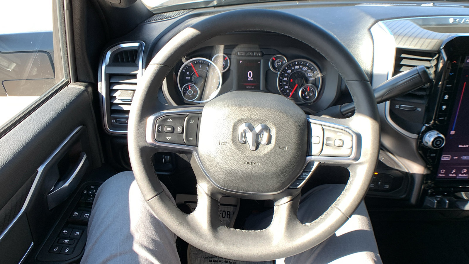 Used 2026 RAM 2500 Big Horn AWD/4WD image 16