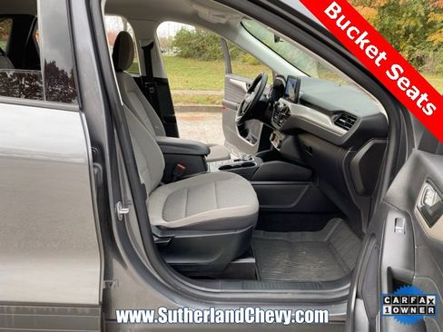 Used 2022 Ford Escape SE w/ Convenience Package image 17