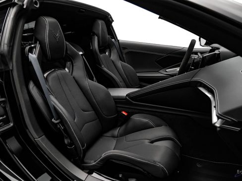 Used 2025 Chevrolet Corvette Z06 image 60