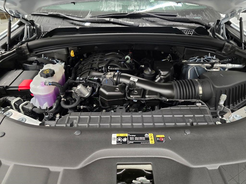 New 2027 Jeep Grand Cherokee Laredo X RWD image 12