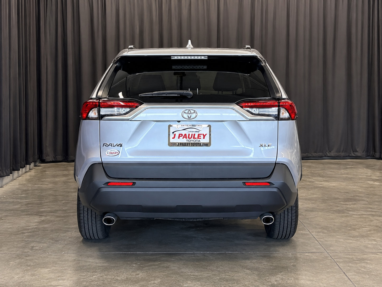 Certified 2025 Toyota RAV4 XLE FWD image 6