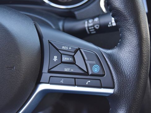 Used 2022 Nissan Rogue Sport SL image 19