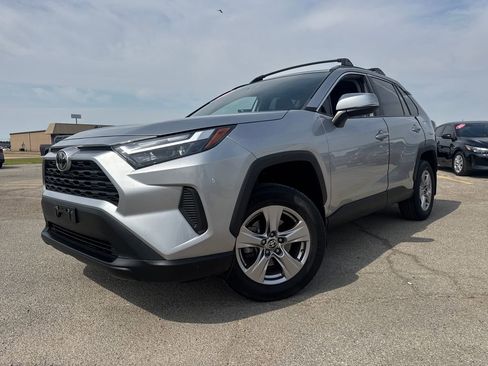 Used 2023 Toyota RAV4 XLE FWD image 1