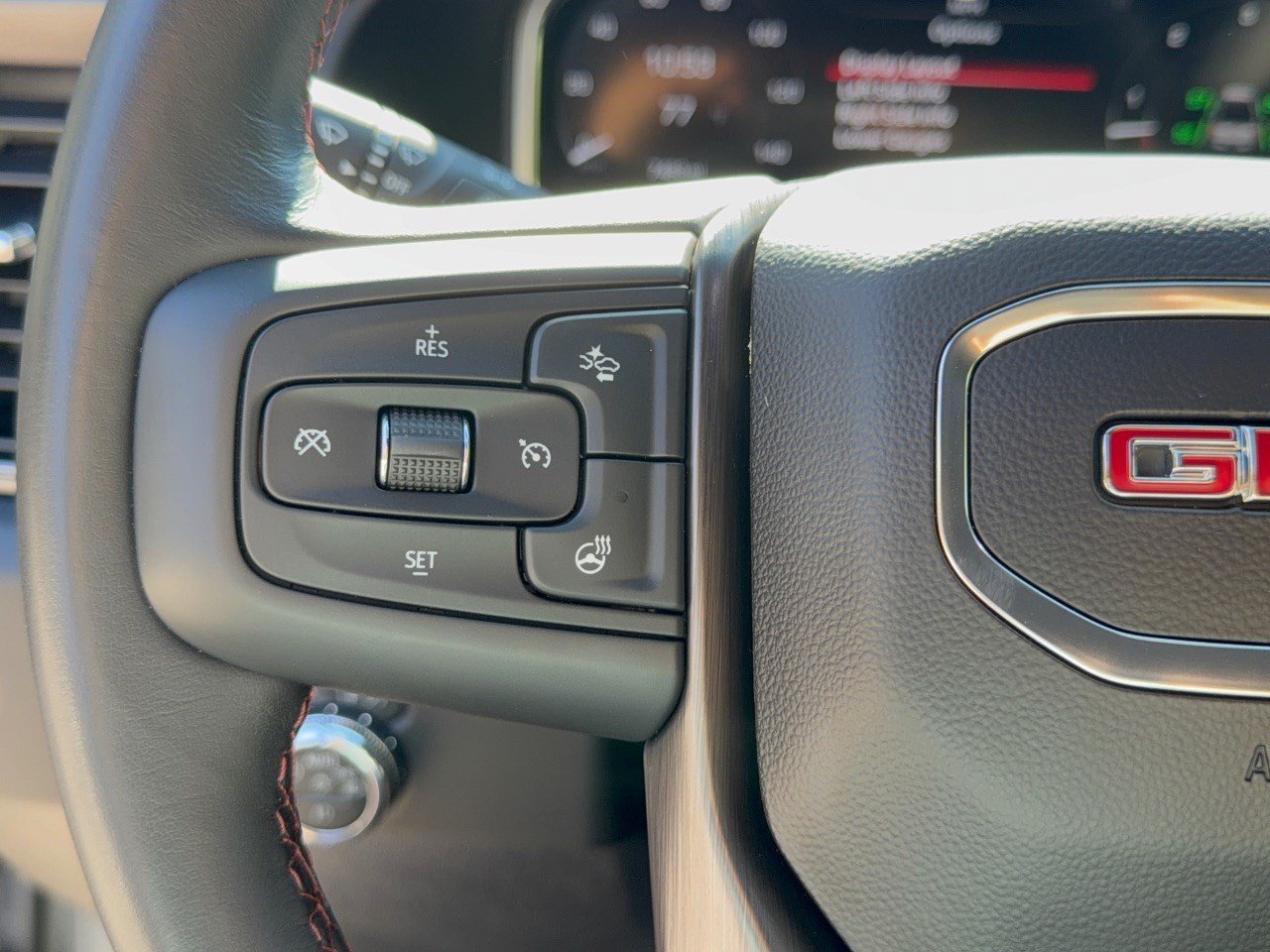 Used 2026 GMC Sierra 2500 AT4X AWD/4WD image 18