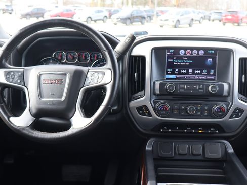 Used 2018 GMC Sierra 1500 SLT image 13