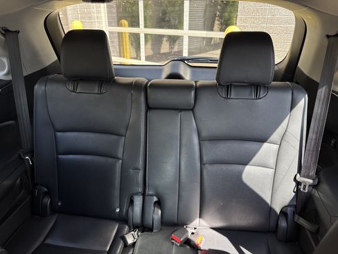 Used 2017 Honda Pilot Elite image 32