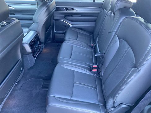 New 2025 Jeep Wagoneer 4WD w/ Convenience Group I image 11