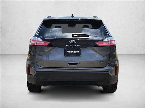 Used 2022 Ford Edge SE AWD/4WD image 7