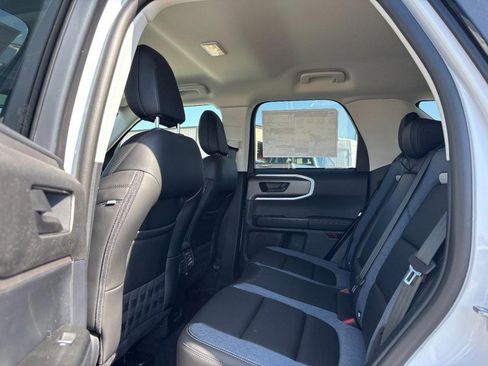 New 2026 Ford Bronco Sport Outer Banks image 12