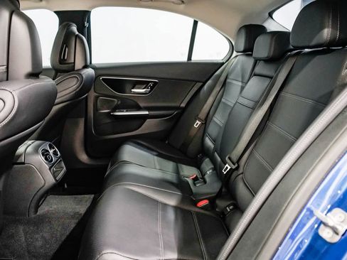 Used 2023 Mercedes-Benz C 300 Sedan image 18