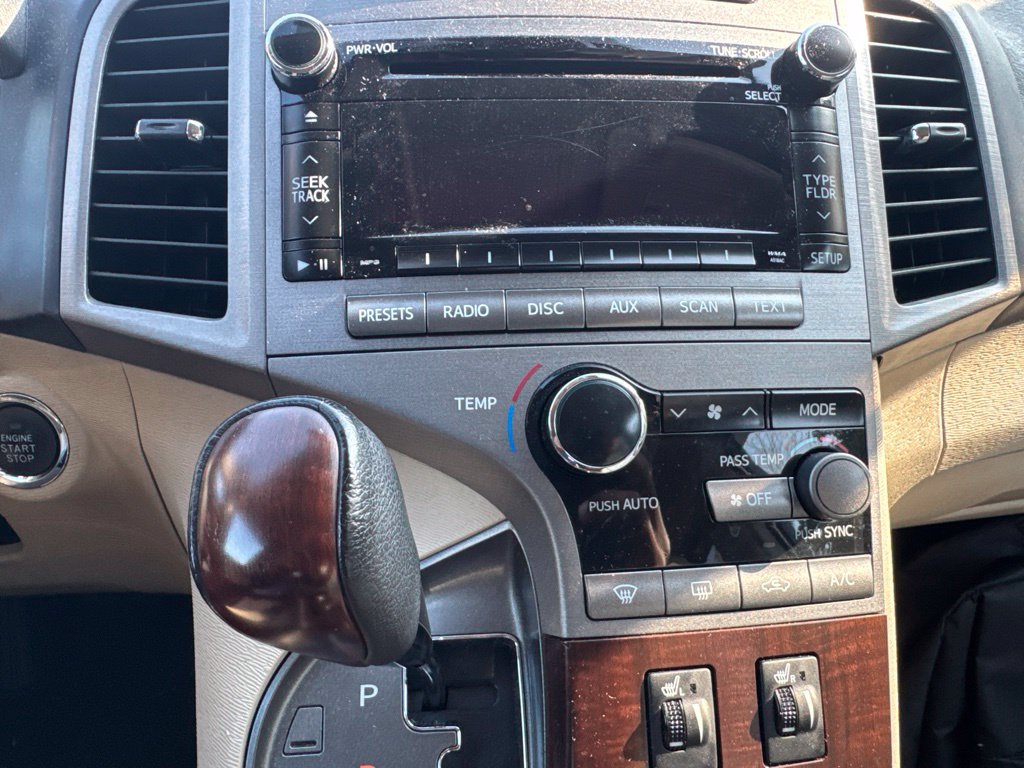 Used 2012 Toyota Venza XLE AWD/4WD image 16