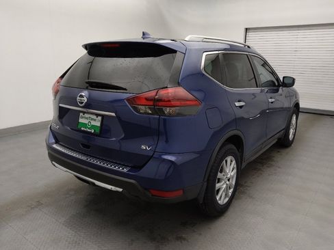 Used 2018 Nissan Rogue SV image 9