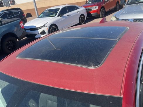 Used 2016 Chevrolet Malibu Premier image 11